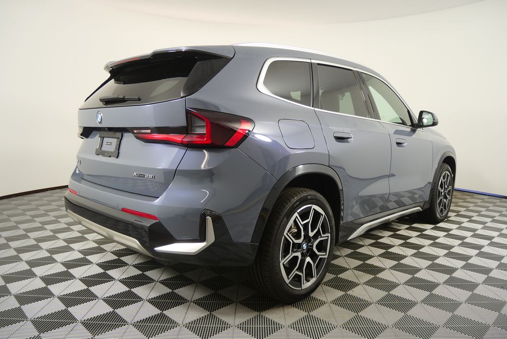 Thumbnail: 2025 BMW X1 - 3