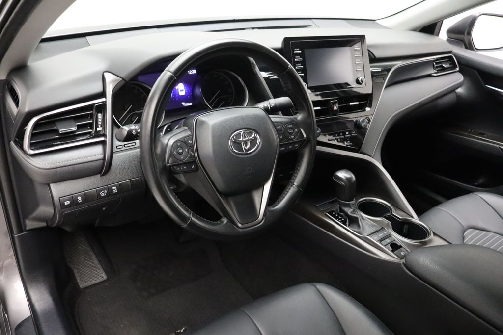 2022 Toyota Camry SE 15