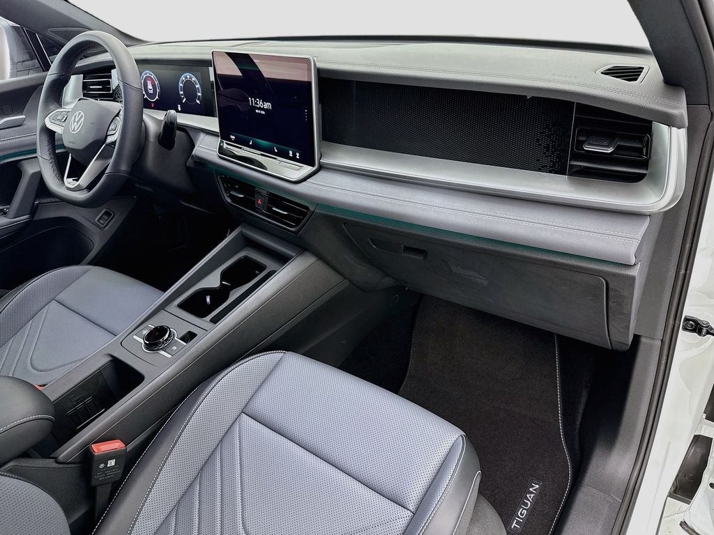 Thumbnail: 2026 Volkswagen Tiguan - 15