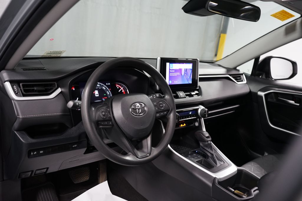 Thumbnail: 2023 Toyota RAV4 - 11