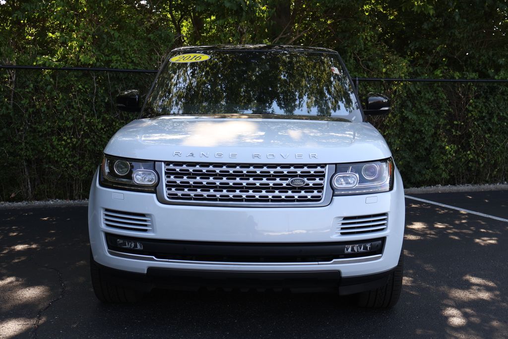 Thumbnail: 2016 Land Rover Range Rover - 2