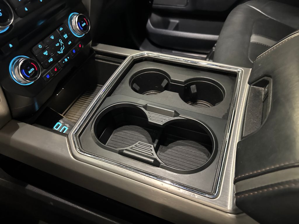 Used 2018 Black Ford Platinum image 33