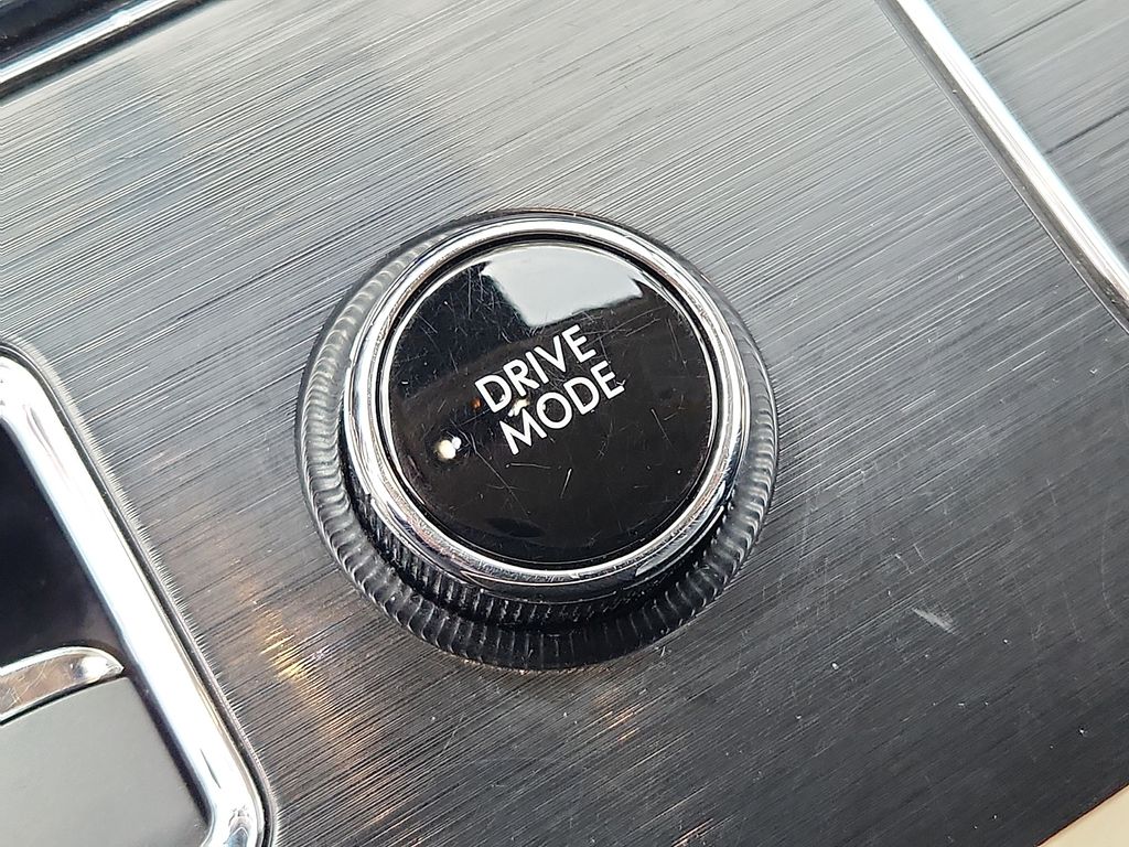 Thumbnail: 2020 Lincoln Aviator - 24