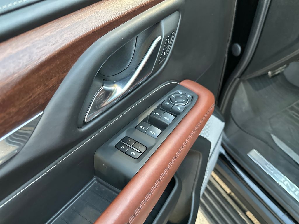 Used Car 2023 Gmc Yukon Xl  Denali Ultimate For Sale Under $70,000 In Austin, Texas