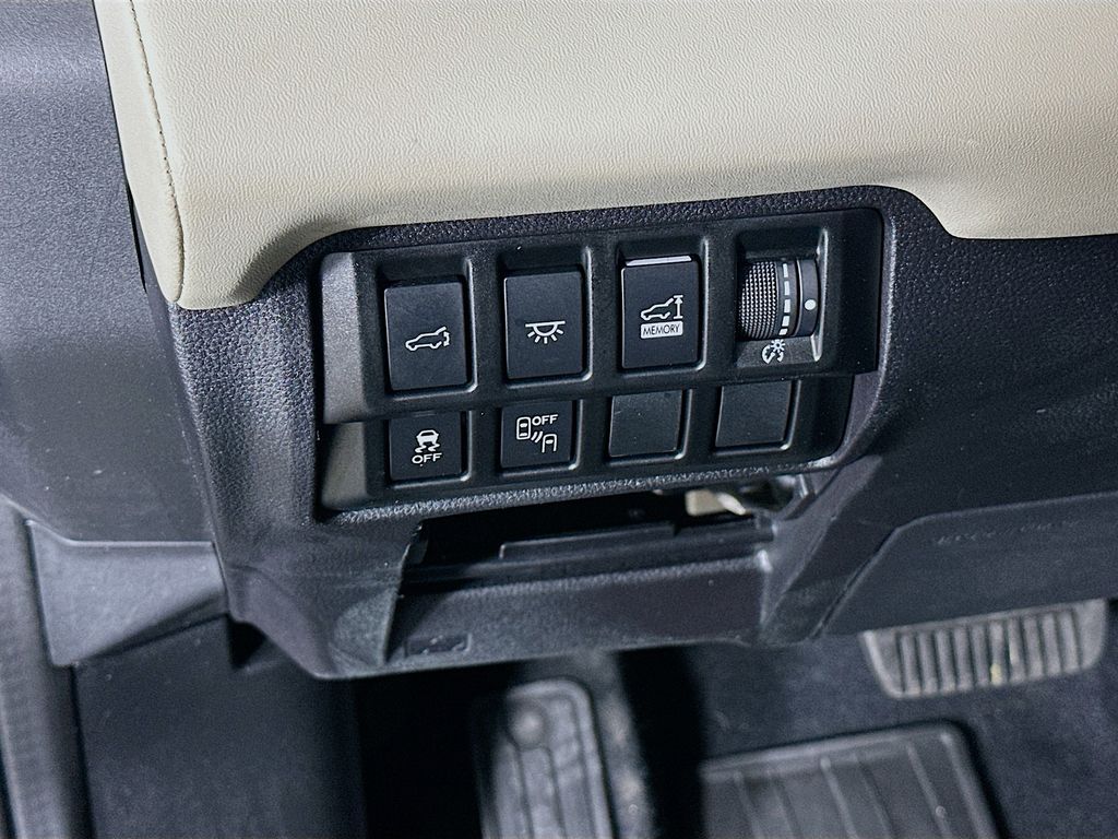 2021 Subaru Ascent Limited 10