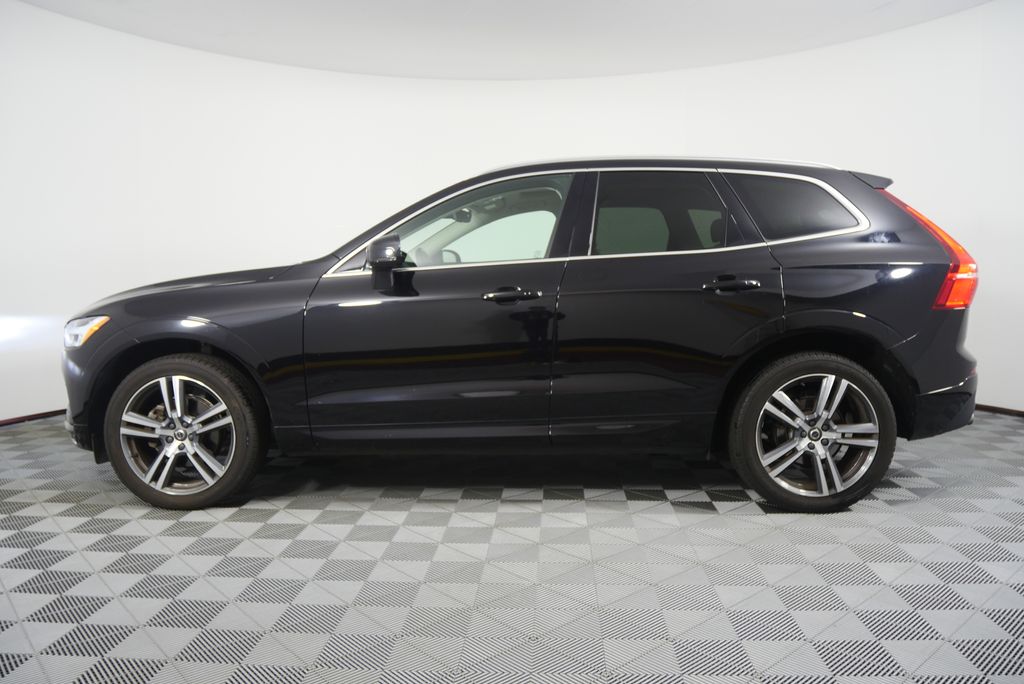 Thumbnail: 2021 Volvo XC60 - 6