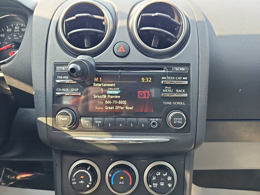 2014 Nissan Rogue Select S - Photo 17