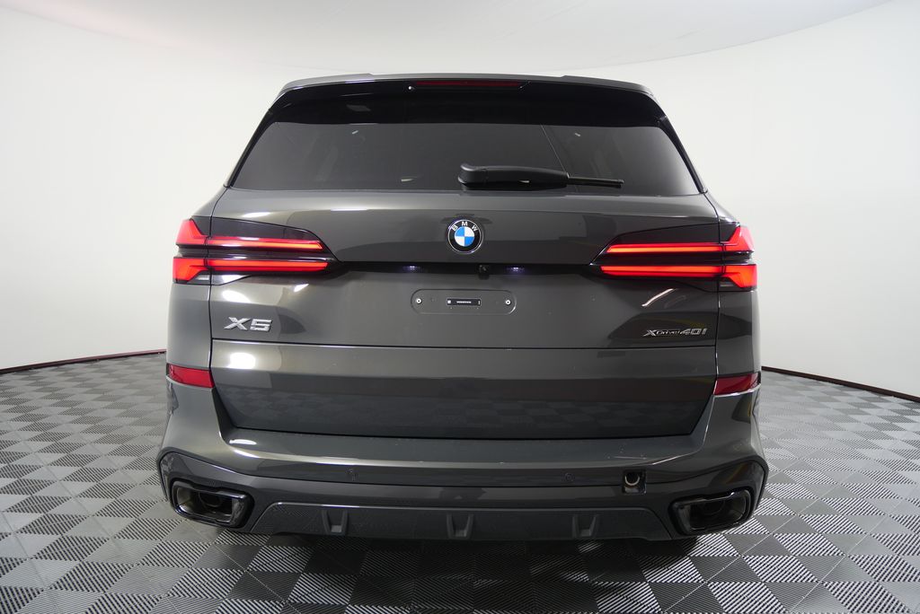 Thumbnail: 2026 BMW X5 - 4