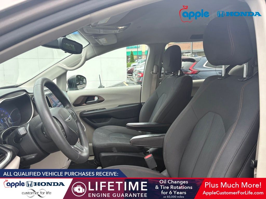 2017 Chrysler Pacifica Touring