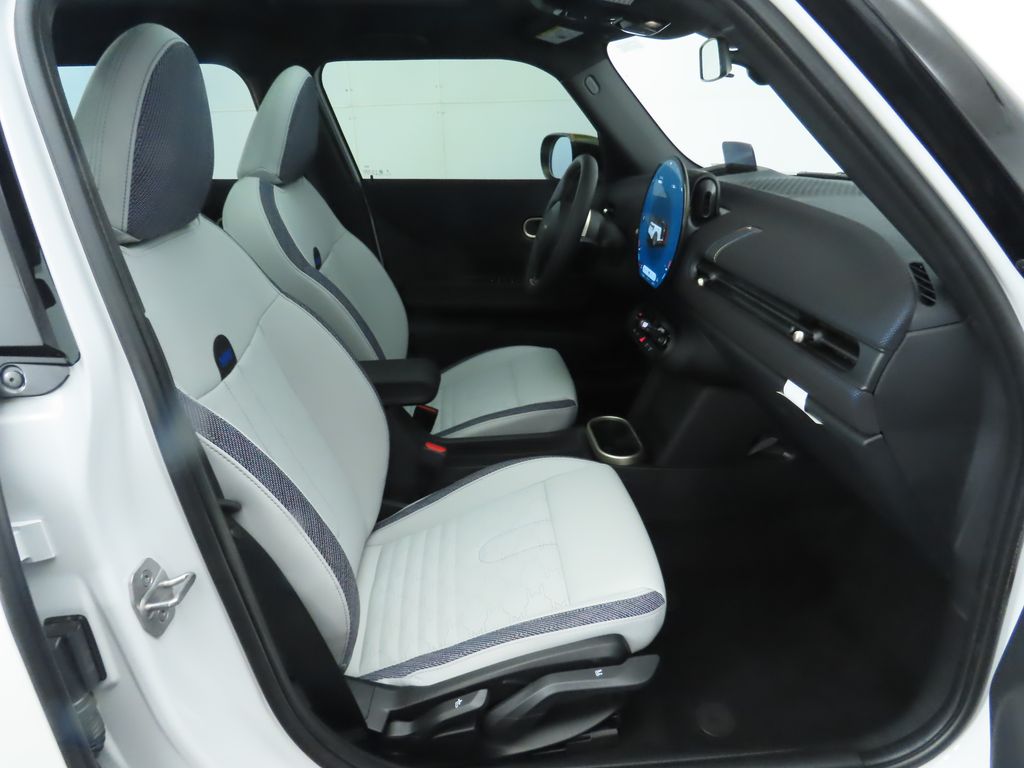 2025 MINI Cooper S 22