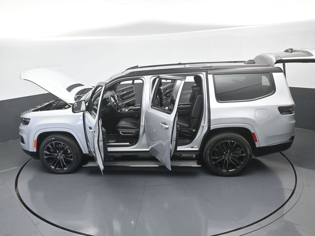 Used 2024 Silver Zynith Jeep Series II image 29