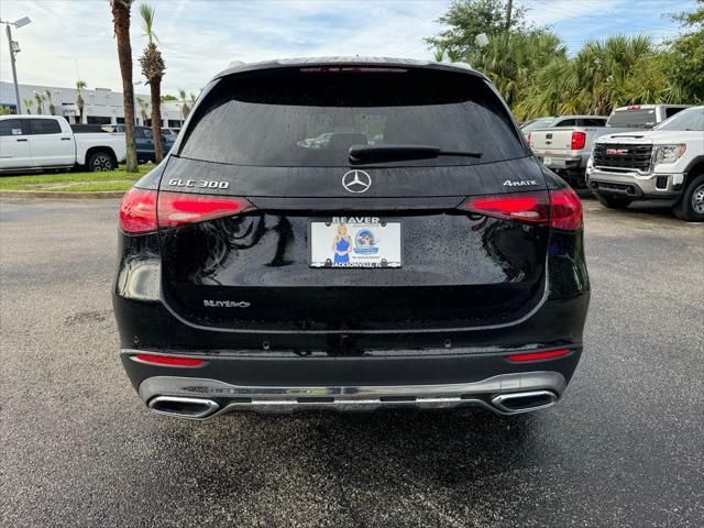 2023 Mercedes-Benz GLC GLC 300 7