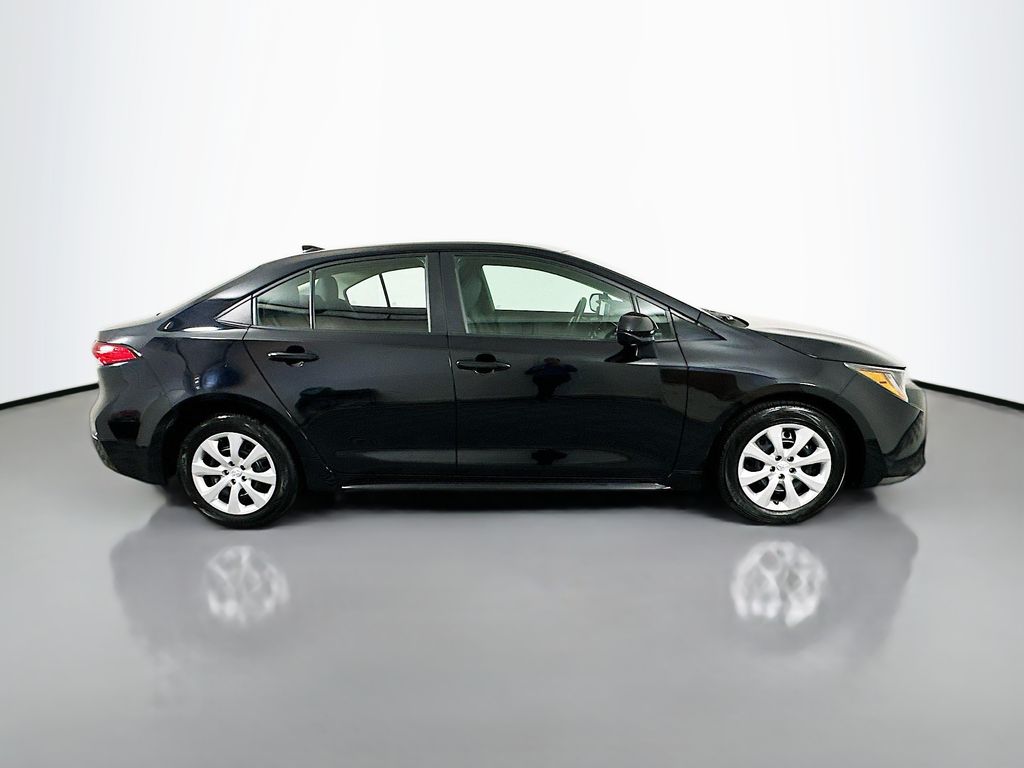 Thumbnail: 2024 Toyota Corolla - 4