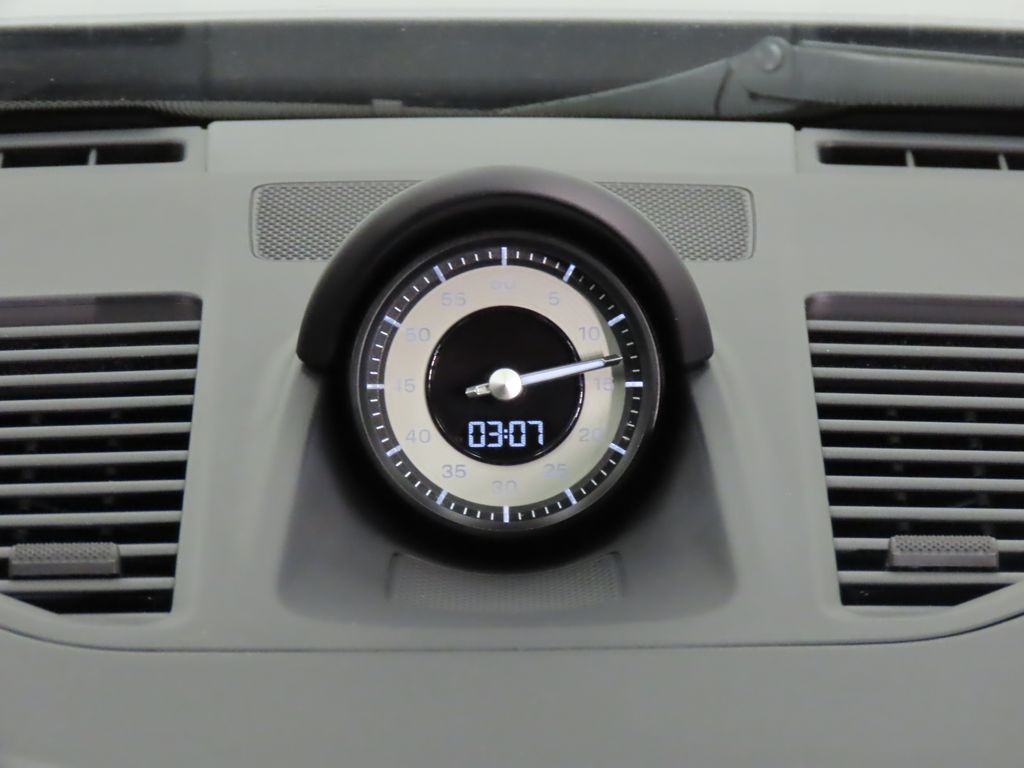 Thumbnail: 2024 Porsche 911 - 24