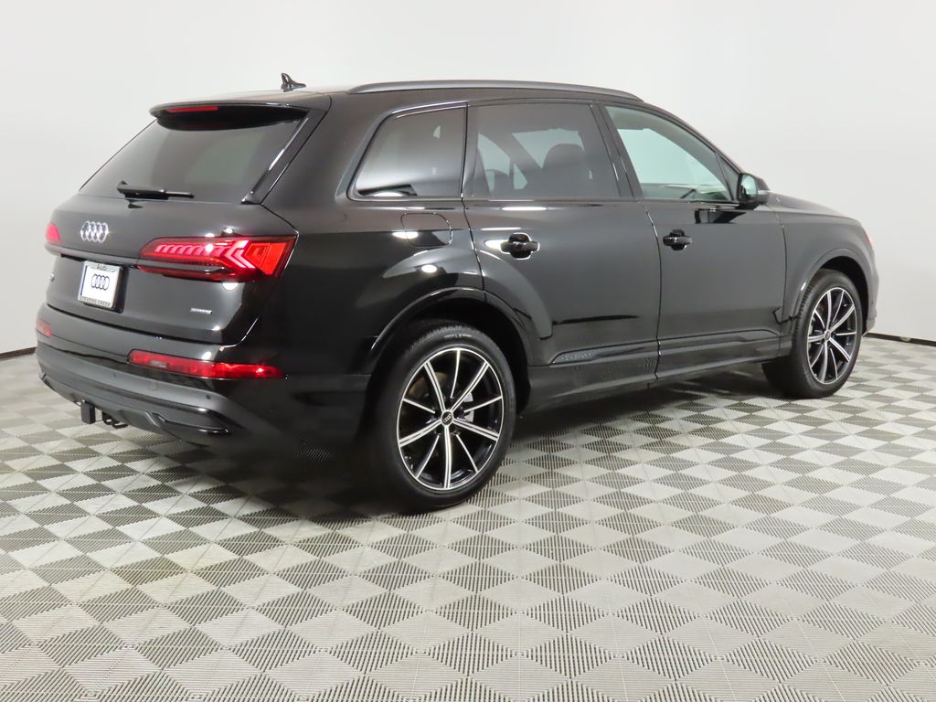 2024 Audi Q7  5