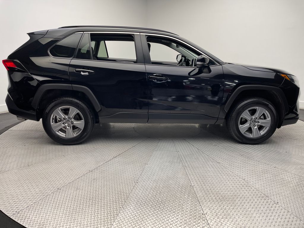 2024 Toyota RAV4 XLE 4