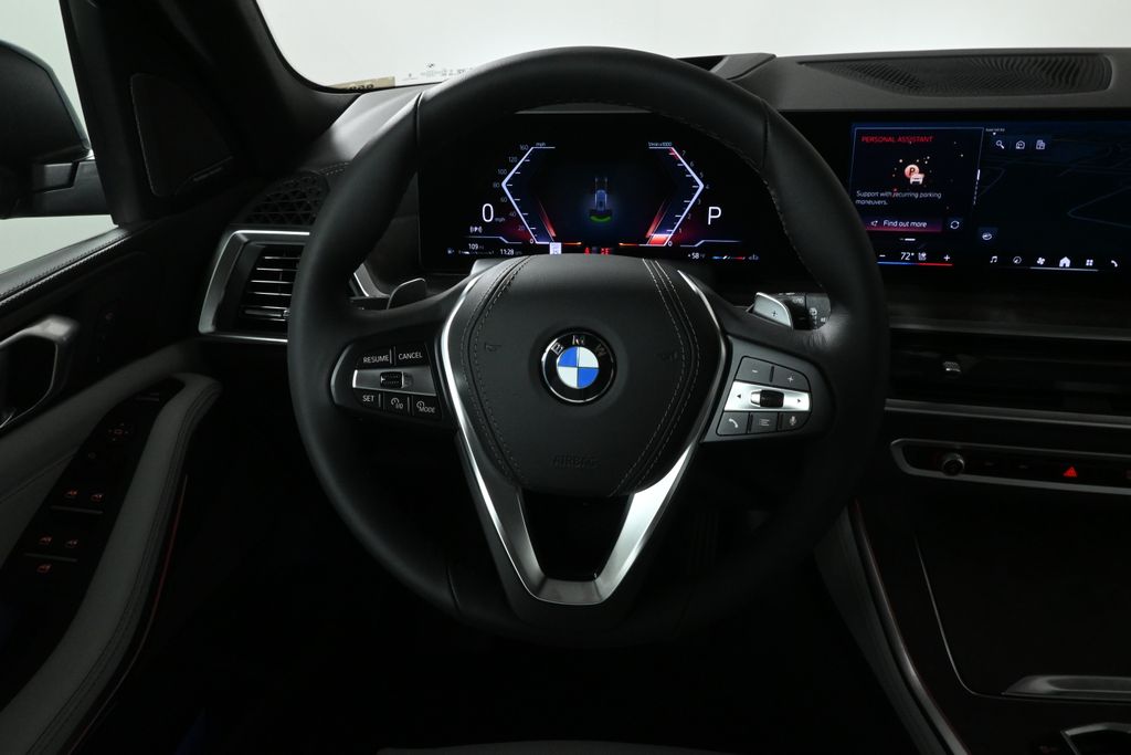 Thumbnail: 2026 BMW X5 - 18