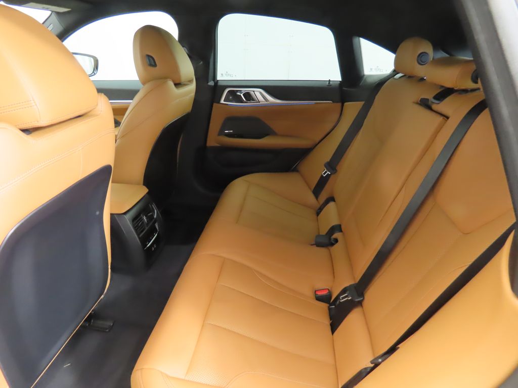 Thumbnail: 2025 BMW i4 - 20