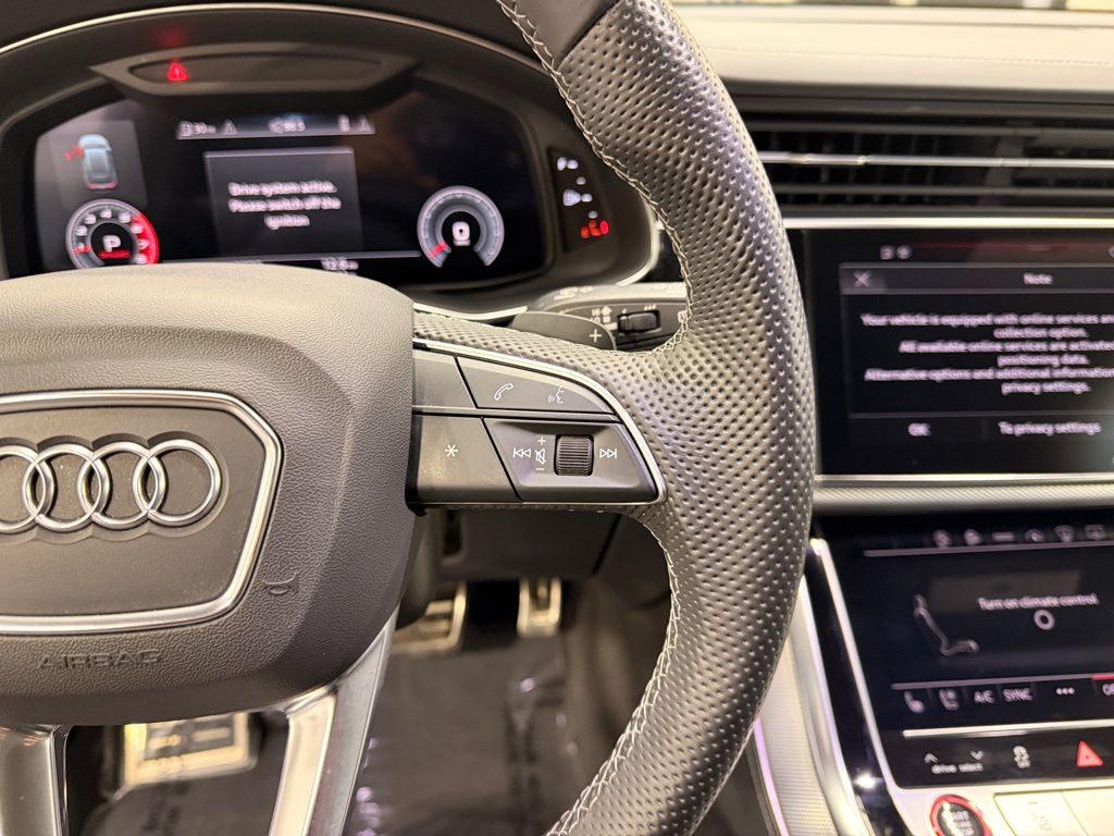 Thumbnail: 2021 Audi SQ8 - 14