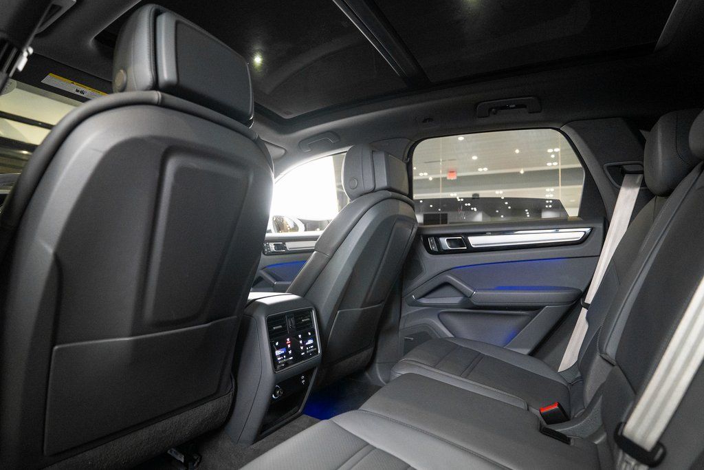 Used 2023 Porsche Cayenne SUV
