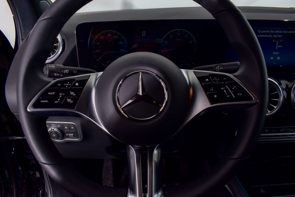 Thumbnail: 2026 Mercedes-Benz GLA - 17