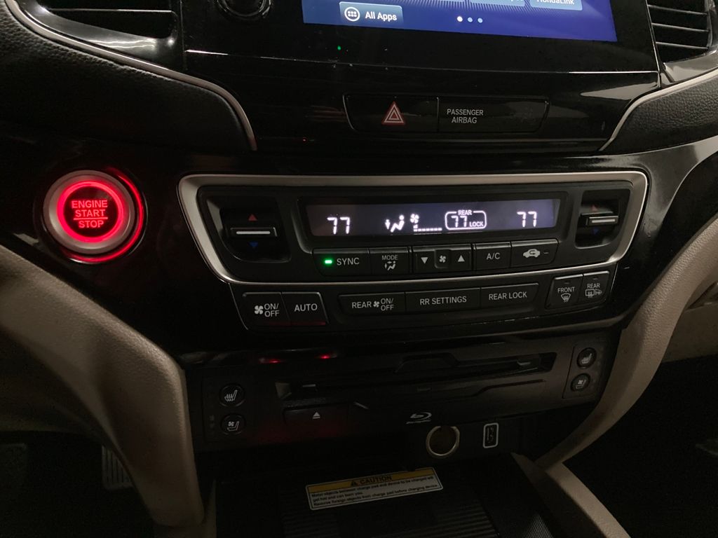 2022 Honda Pilot AWD Elite