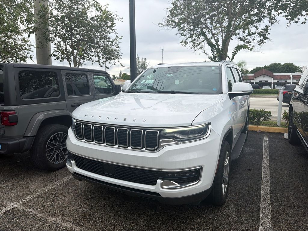 Bright White Clearcoat 2022 Jeep Wagoneer SUV / Crossover 4X2 8-Speed Automatic