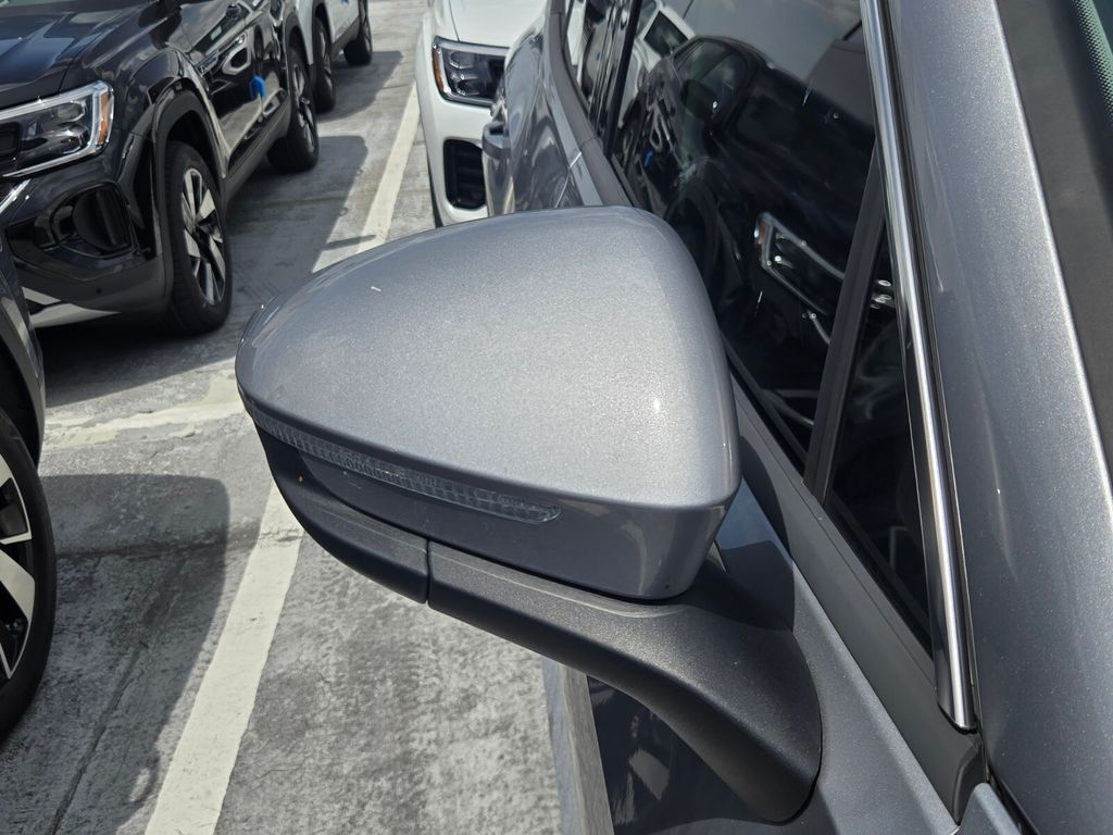 2025 Volkswagen Tiguan - $31,490