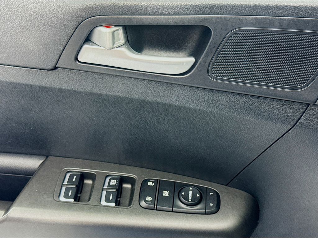 Used Car 2018 Kia Sportage  Lx For Sale Under $15,000 In Austin, Texas