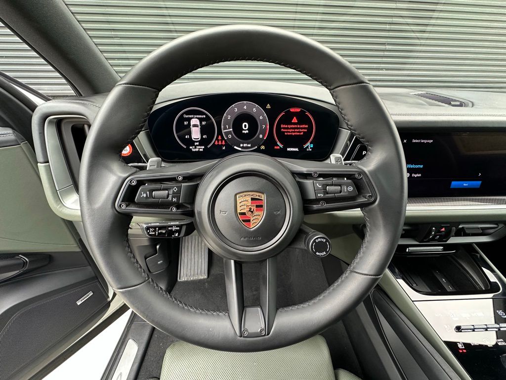 Thumbnail: 2025 Porsche Cayenne - 17