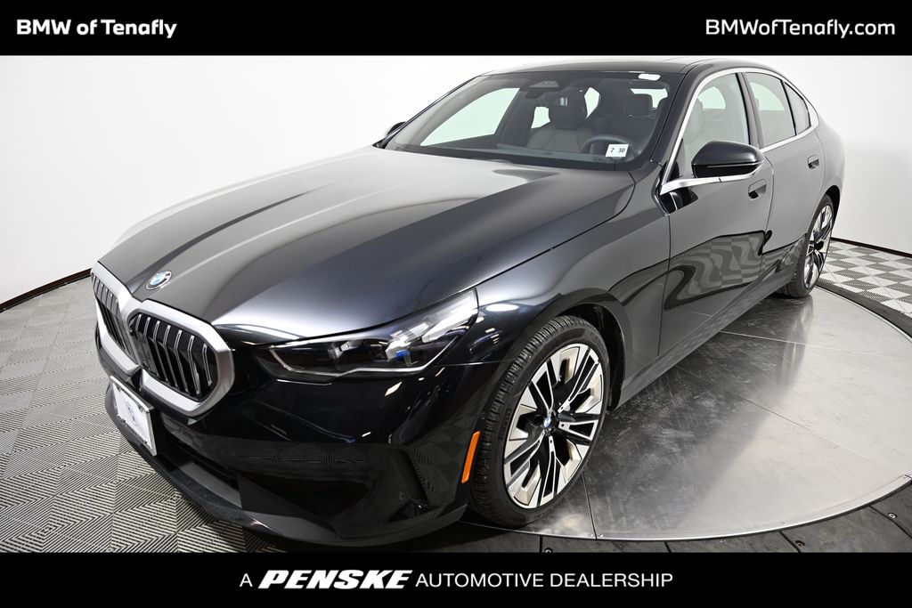 Thumbnail: 2026 BMW 5 Series - 1