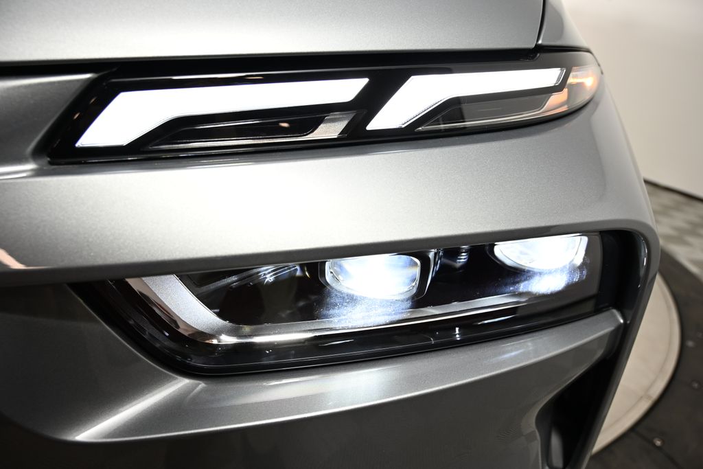 Thumbnail: 2026 BMW X7 - 9