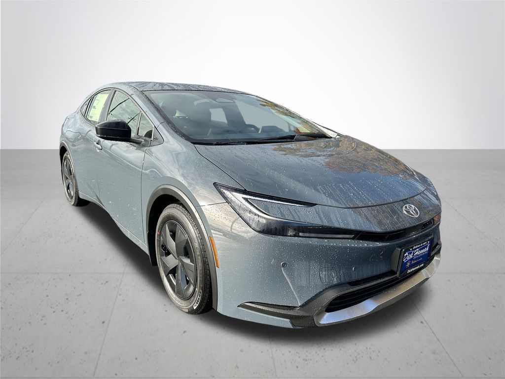 2026 Toyota Prius Plug-In Hybrid SE