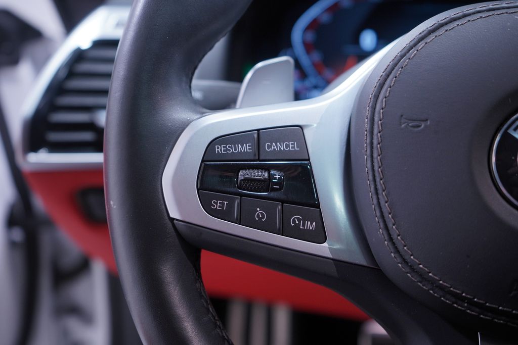 Thumbnail: 2023 BMW 8 Series - 20