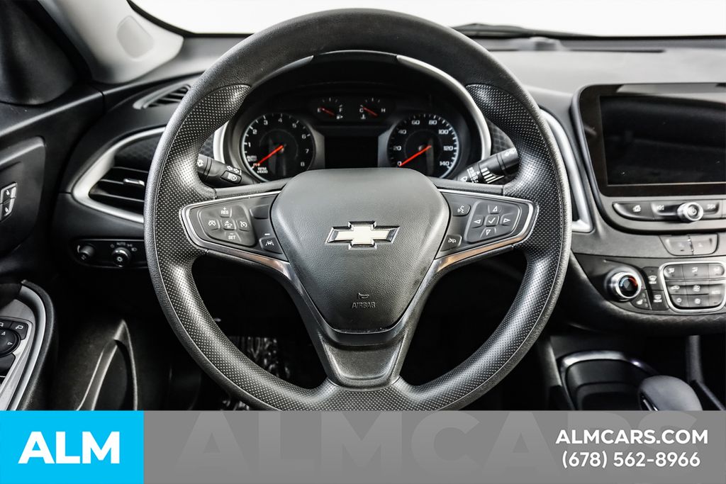 Used 2024 White Chevrolet LT image 24