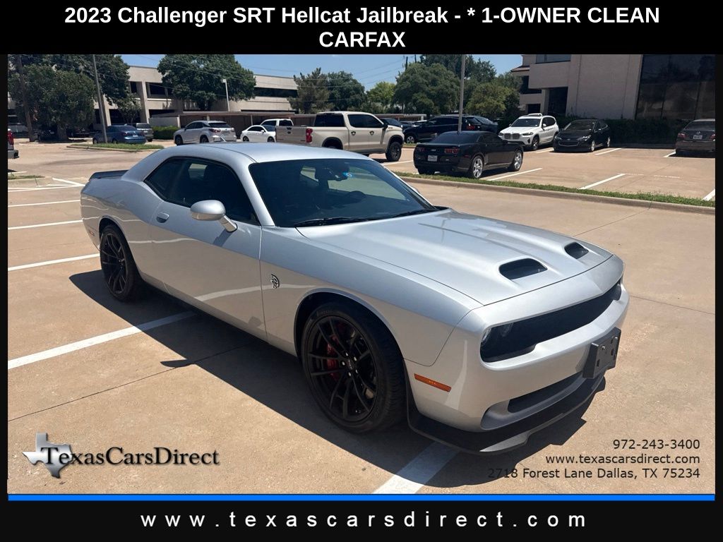 Triple Nickel Clearcoat 2023 Dodge Challenger Coupe Rear-Wheel Drive 8-Speed Automatic