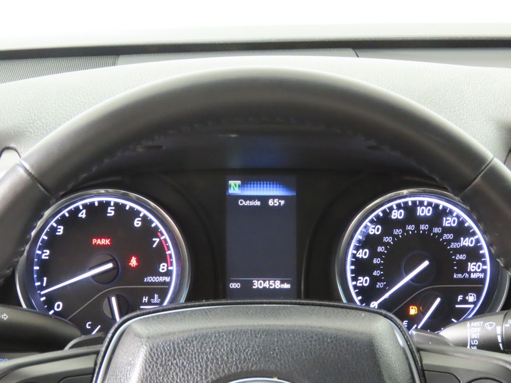 Thumbnail: 2018 Toyota Camry - 13