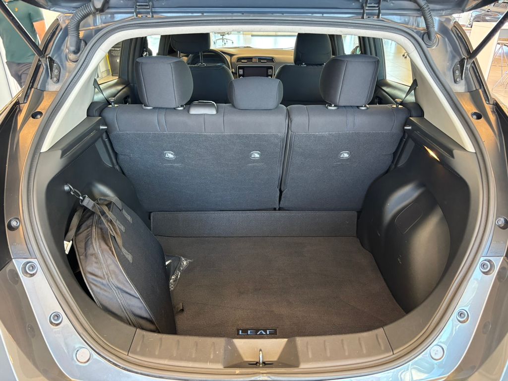 2023 Nissan Leaf S