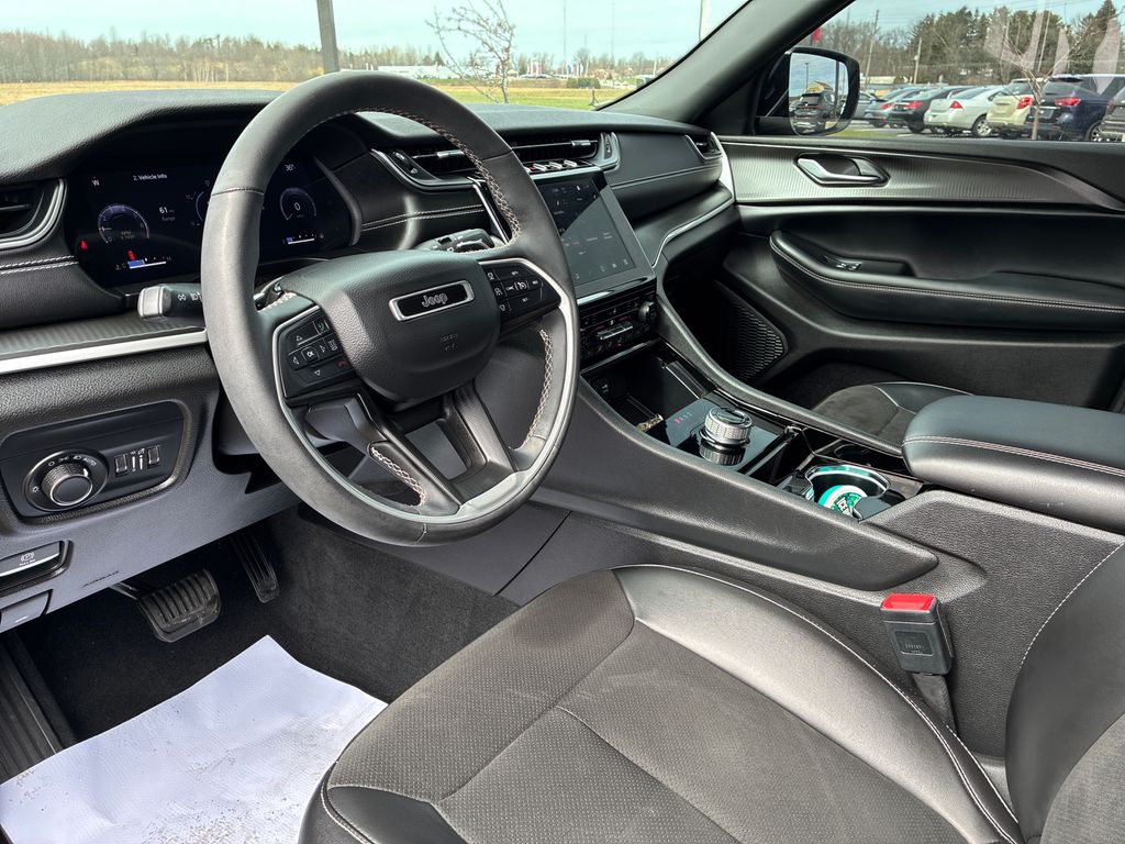 2023 Jeep Grand Cherokee Altitude X Gray at Auto Express Mitsubishi