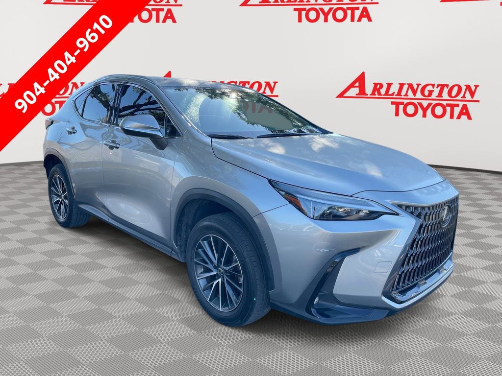 2023 Lexus NX 250's photo