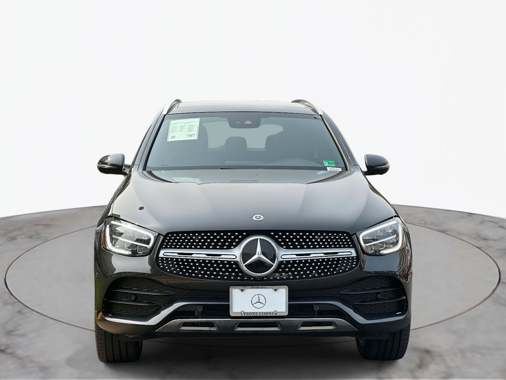 2022 Mercedes-Benz GLC 300 2