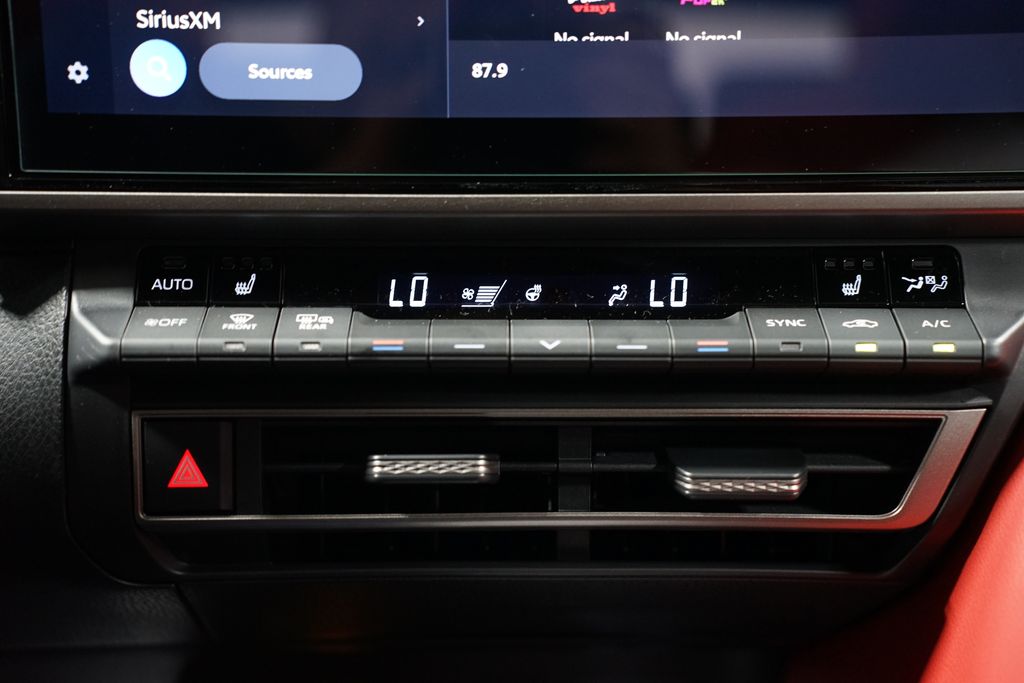 2025 Toyota Camry XSE 21