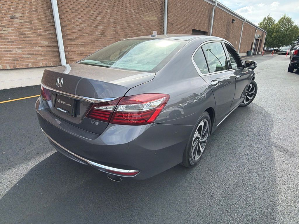 Used 2017 Gray Honda EX-L image 6
