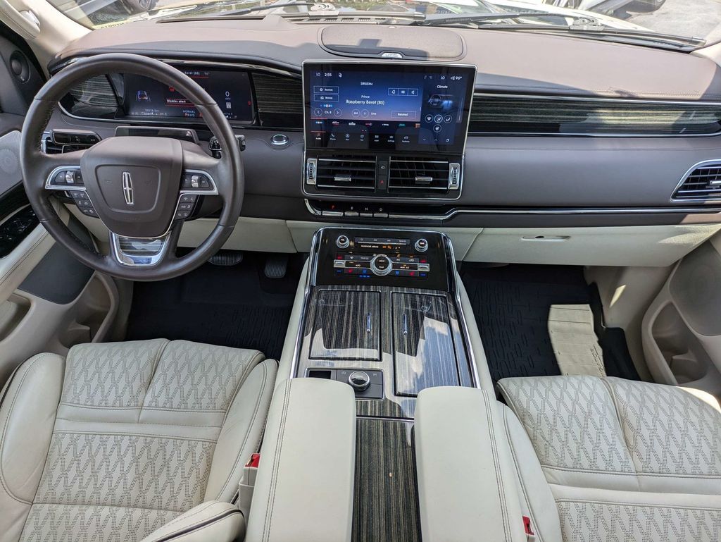 2024 Lincoln Navigator Black Label L