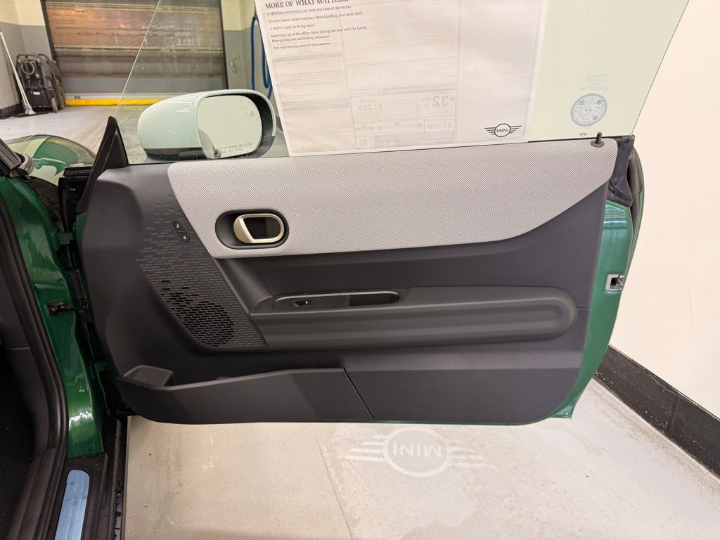 Thumbnail: 2026 MINI Cooper - 21