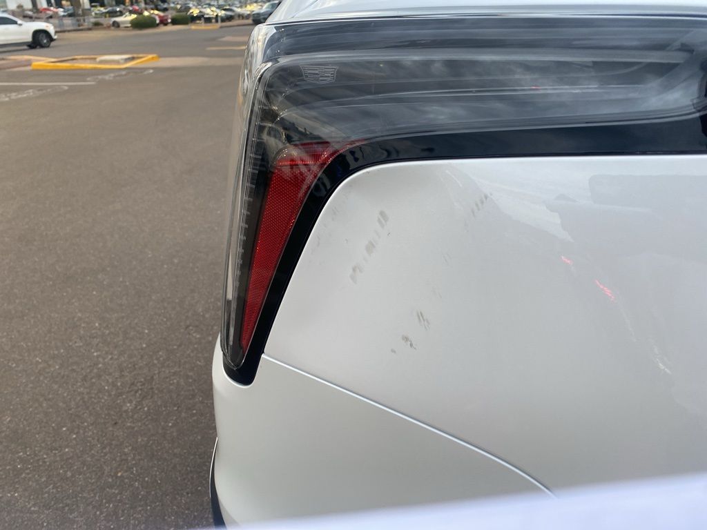 Thumbnail: 2024 Cadillac XT5 - 7