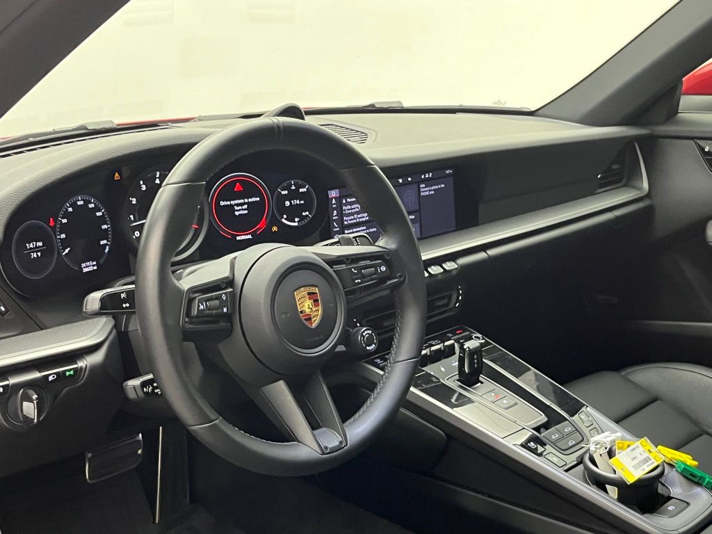 Thumbnail: 2020 Porsche 911 - 4