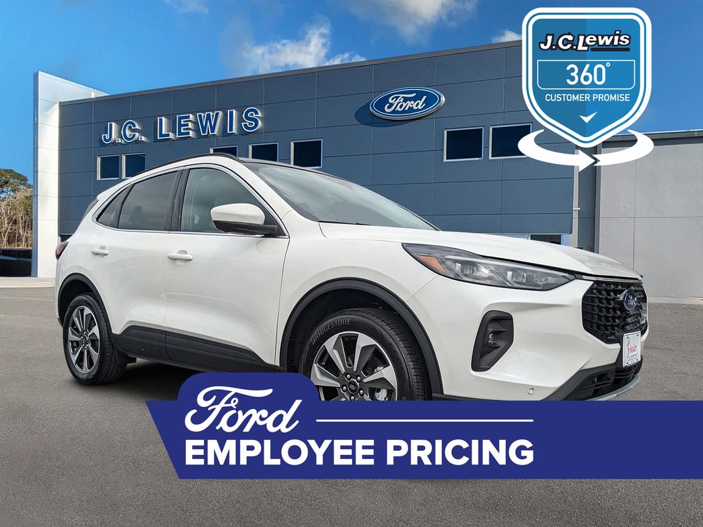 2025 Ford Escape Platinum