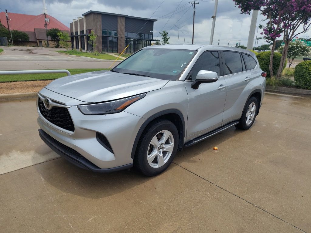 Celestial Silver Metallic 2023 Toyota Highlander SUV / Crossover Front-Wheel Drive 8-Speed Automatic
