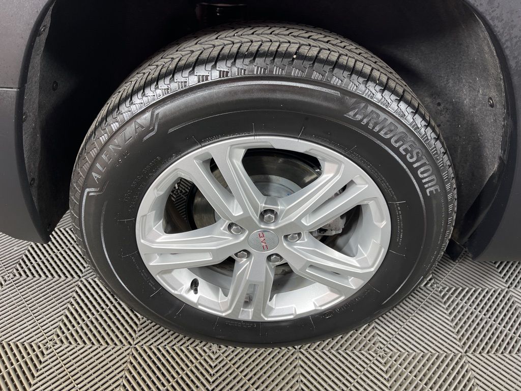 2024 GMC Terrain SLE 13